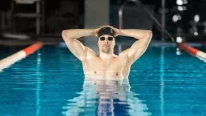 Natation et musculation : programmes et conseils d’entraînement